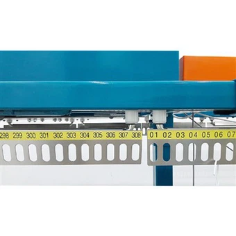 Transportör för plagghantering